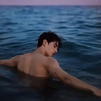 郁雁卉